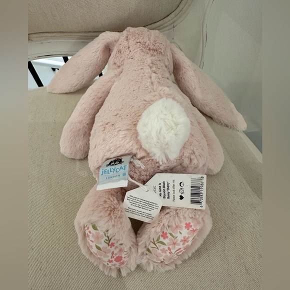 Jellycat Blossom Blush Bunny 'Cherry' Authentic & Rare NWT - Picture 8 of 11